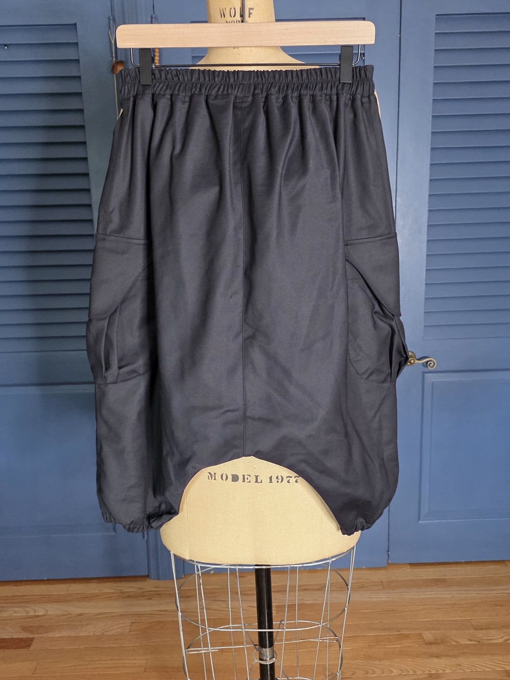 ADEPTT Black Avant-Garde Cargo Harem Drop-Crotch Pants – Urban Streetwear